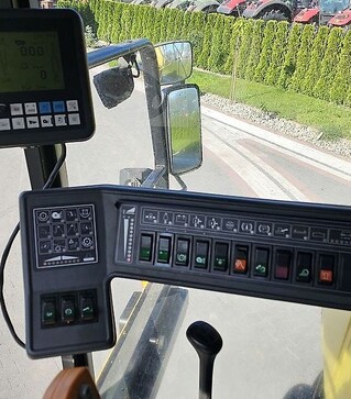 Зерноуборочный комбайн New Holland TX 68, 1997 г.в, 5500 м/ч, б/у