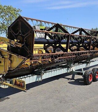 Зерноуборочный комбайн New Holland TX 68, 1997 г.в, 5500 м/ч, б/у