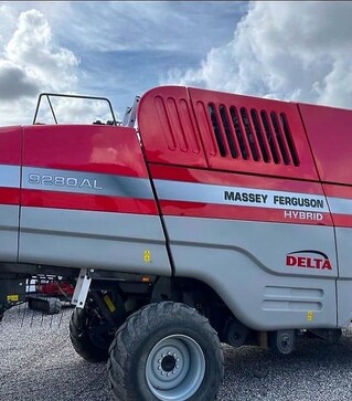 Зернозбиральний комбайн Massey Ferguson 9280 Delta, 2012 р.в, 2300 м/год, б/в