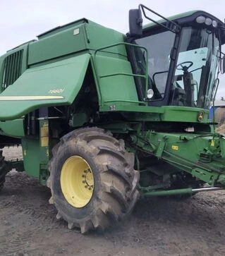 Зернозбиральний комбайн John Deere T660, 2009 р.в, 3304 м/год, б/в
