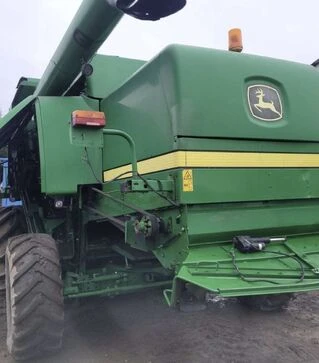 Зернозбиральний комбайн John Deere T660, 2009 р.в, 3304 м/год, б/в