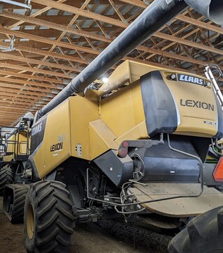 Зернозбиральний комбайн Claas Lexion 740ТТ, 2011 р.в, 4600 м/год, б/в