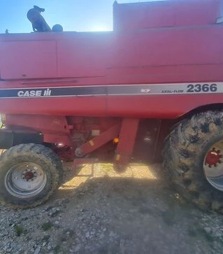 Зерноуборочный комбайн Case IH 2366, 1998 г.в, 2830 м/ч, б/у