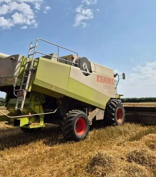 Зерноуборочный комбайн Claas Lexion 480, 2001 г.в, 3800 м/ч, б/у