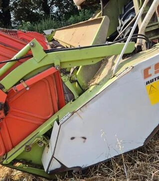 Зерноуборочный комбайн Claas Lexion 480, 2001 г.в, 3800 м/ч, б/у