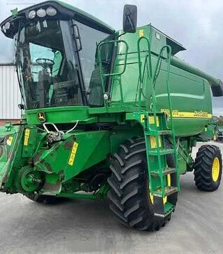 Зерноуборочный комбайн John Deere 9560i WTS, 2007 г.в, 4124 м/ч, б/у