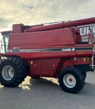 Зерноуборочный комбайн Case IH 2388 Axial-Flow X-Clusive, 2004 г.в, 4730 м/ч, б/у