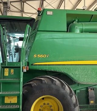 Зернозбиральний комбайн John Deere S 560i, 2010 р.в, 8000 м/год, б/в