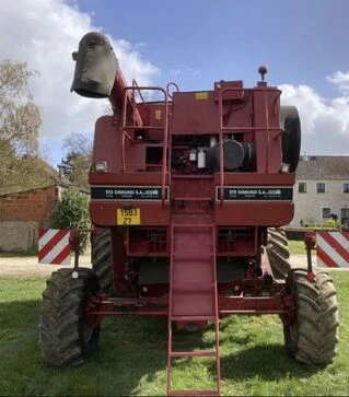 Зерноуборочный комбайн Case IH 2388, 2004 г.в, 2900 м/ч, б/у