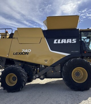 Зернозбиральний комбайн Claas Lexion 740, 2012 р.в, 3160 м/год, б/в