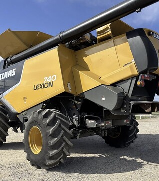 Зернозбиральний комбайн Claas Lexion 740, 2012 р.в, 3160 м/год, б/в