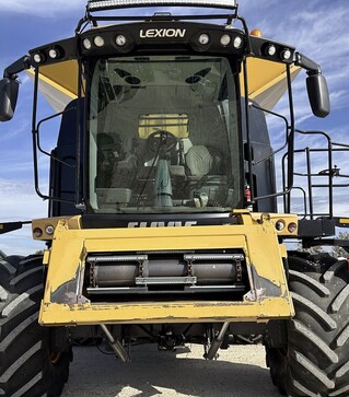 Зернозбиральний комбайн Claas Lexion 740, 2012 р.в, 3160 м/год, б/в