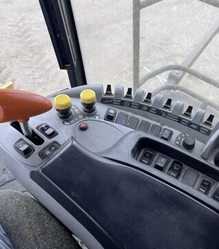 Зернозбиральний комбайн New Holland CR 9080, 2009 р.в, 2850 м/год, б/в