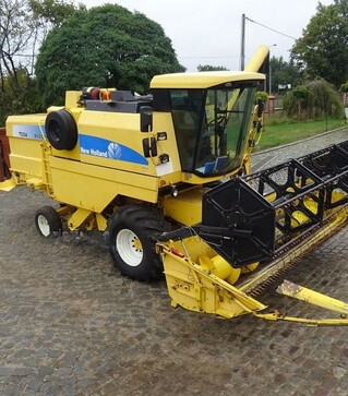 Зернозбиральний комбайн New Holland TC 54, 2007 р.в, 1863 м/год, б/в