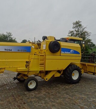 Зернозбиральний комбайн New Holland TC 54, 2007 р.в, 1863 м/год, б/в