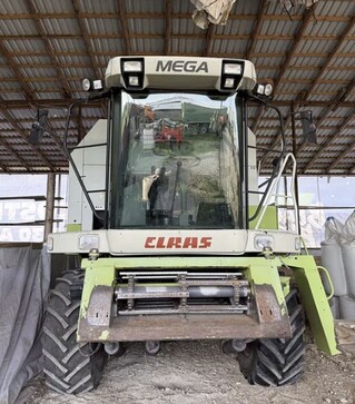 Зерноуборочный комбайн Claas Mega 350, 2006 г.в, 5000 м/ч, б/у