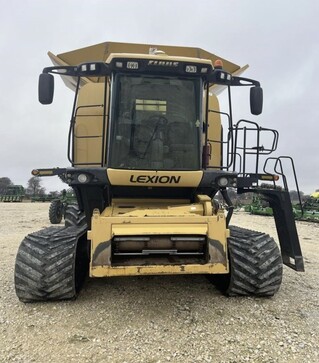 Зерноуборочный комбайн Claas Lexion 585R, 2010 г.в, 2002 м/ч, б/у