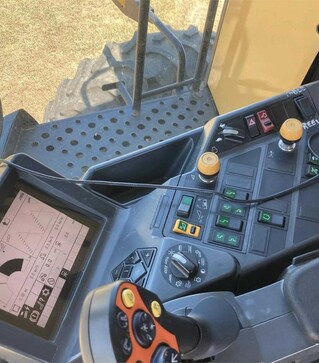 Зерноуборочный комбайн Claas Lexion 570 R, 2008 г.в, 2850 м/ч, б/у