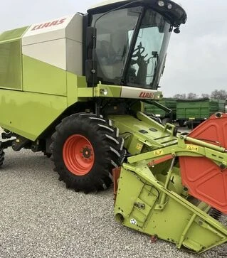 Зерноуборочный комбайн Claas Avero 160, 2013 г.в, 1560 м/ч, б/у