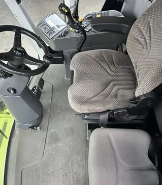 Зерноуборочный комбайн Claas Avero 160, 2013 г.в, 1560 м/ч, б/у