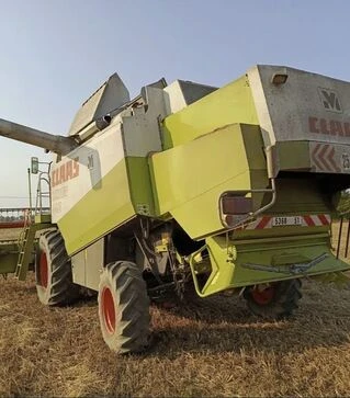 Зернозбиральний комбайн Claas Lexion 440, 1998 р.в, 2000 м/год, б/в