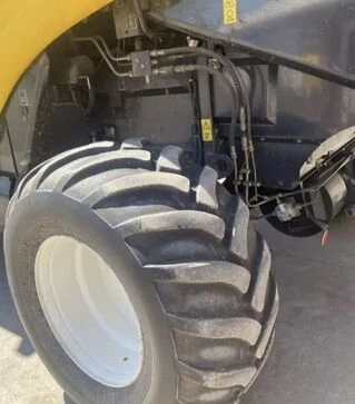 Зерноуборочный комбайн New Holland CX840, 2003 г.в, 3325 м/ч, б/у