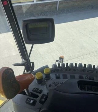 Зерноуборочный комбайн New Holland CX840, 2003 г.в, 3325 м/ч, б/у