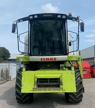 Зернозбиральний комбайн Claas Avero 240, 2011 р.в, 1721 м/год, б/в