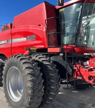Зернозбиральний комбайн Case IH 6088, 2011 р.в, 3891 м/год, б/в