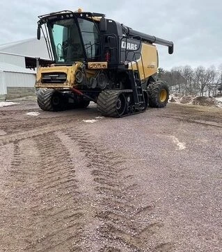 Зерноуборочный комбайн Claas Lexion 740, 2013 г.в, 4222 м/ч, б/у