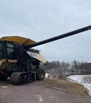 Зерноуборочный комбайн Claas Lexion 740, 2013 г.в, 4222 м/ч, б/у