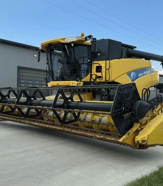 Зернозбиральний комбайн New Holland CR 9060, 2008 р.в, 3560 м/год, б/в
