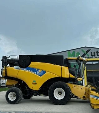 Зернозбиральний комбайн New Holland CR 9060, 2008 р.в, 3560 м/год, б/в