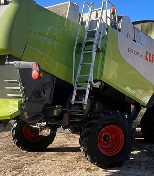 Зерноуборочный комбайн Claas Lexion 510, 2006 г.в, 2369 м/ч, б/у