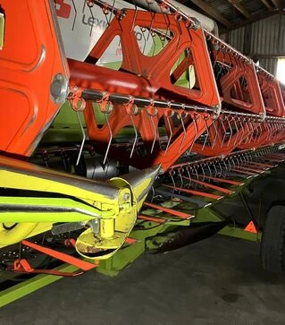 Зернозбиральний комбайн Claas Lexion 460 Evolution, 2002 р.в, 4753 м/год, б/в