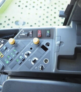 Зерноуборочный комбайн Claas Lexion 580, 2005 г.в, 4267 м/ч, б/у
