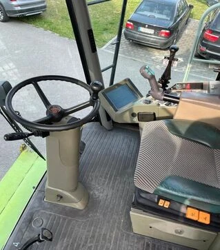 Зерноуборочный комбайн Claas Lexion 460, 2001 г.в, 3980 м/ч, б/у