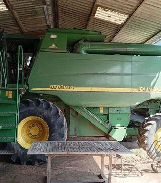 Зернозбиральний комбайн John Deere 9780 CTS, 2003 р.в, 4250 м/год, б/в