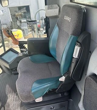 Зернозбиральний комбайн Claas Lexion 470, 2003 р.в, 3338 м/год, б/в