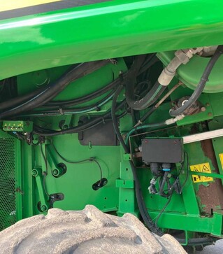 Зерноуборочный комбайн John Deere S690i HM, 2010 г.в, 2140 м/ч, б/у