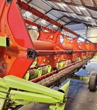 Зернозбиральний комбайн Claas Lexion 600, 2006 р.в, 2745 м/год, б/в