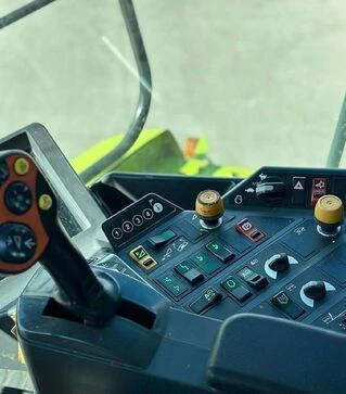Зернозбиральний комбайн Claas Lexion 600, 2006 р.в, 4243 м/год, б/в
