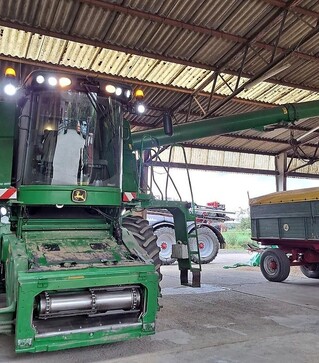Зерноуборочный комбайн John Deere S690i, 2010 г.в, 2900 м/ч, б/у