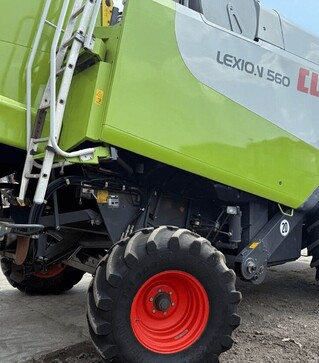 Зернозбиральний комбайн Claas Lexion 560, 2005 р.в, 4000 м/год, б/в