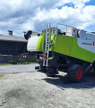 Зернозбиральний комбайн Claas Lexion 580, 2005 р.в, 3600 м/год, б/в