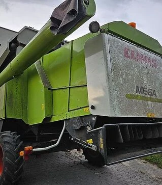 Зерноуборочный комбайн Claas Mega 360, 2005 г.в, 3000 м/ч, б/у