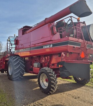 Зерноуборочный комбайн Case IH 2388, 1999 г.в, 1949 м/ч, б/у