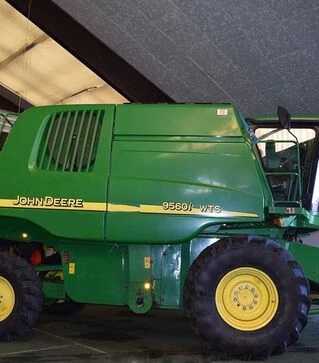Зерноуборочный комбайн John Deere 9560i WTS, 2006 г.в, 2377 м/ч, б/у