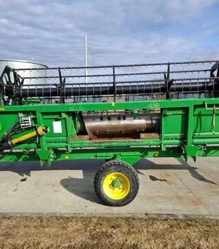 Зерноуборочный комбайн John Deere W440, 2017 г.в, 2395 м/ч, б/у