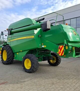 Зерноуборочный комбайн John Deere W440, 2017 г.в, 2395 м/ч, б/у